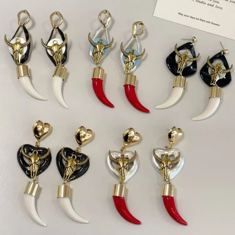 Punk Style Metal Earrings for Women Heart Geometric Bull Head Design Red White Contrast Color Bull Horn Pendant Fashion Jewelry