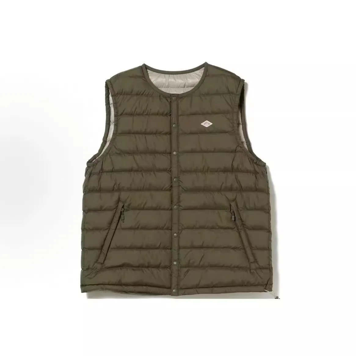 

Japanese Trendy Classic Style with Lightweight Down Vest Folded for Storage Suitable for Men and Women Layering and Wearing