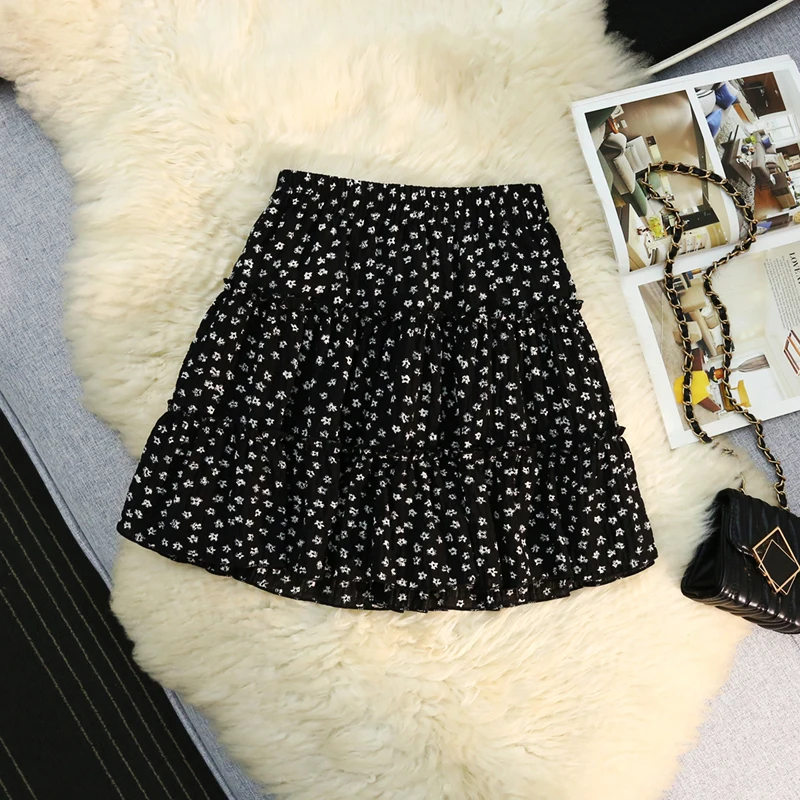 

Seoulish High Waist Vintage Floral Printed Women's Cake Short Skirts 2026 Summer Classic Korean A-line Sexy Mini Skirts Female