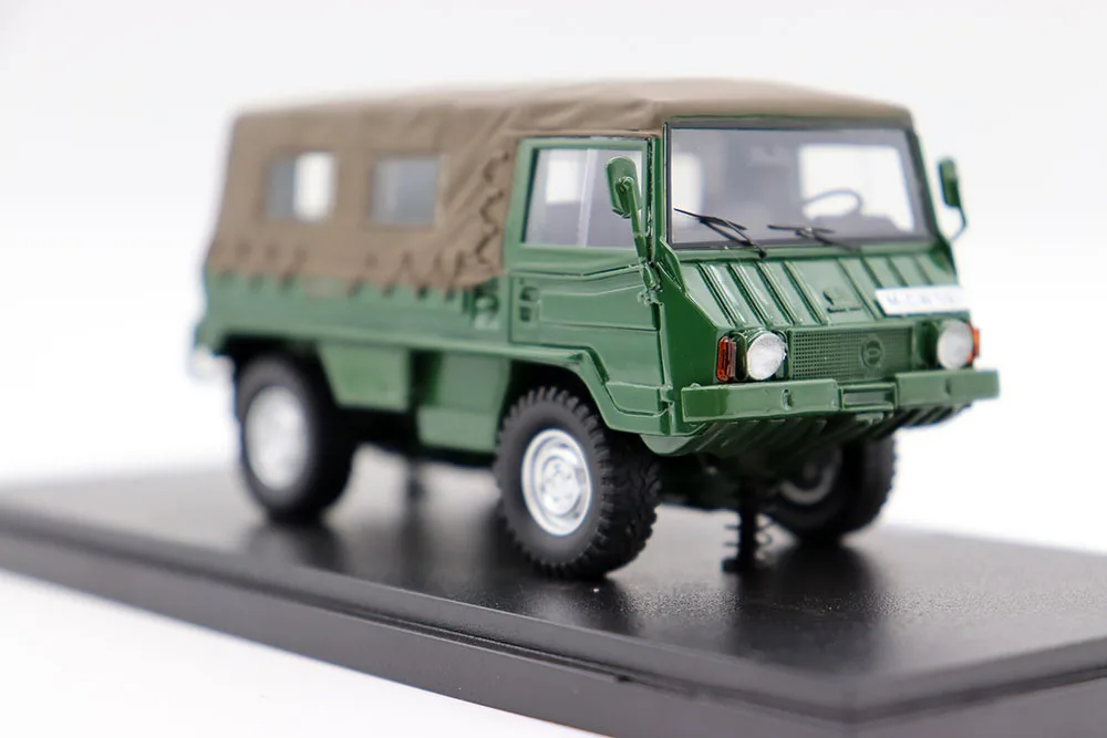 Resin Car Models 1/43 Scale Steyr-Puch Pinzgauer 710M For Collection gift