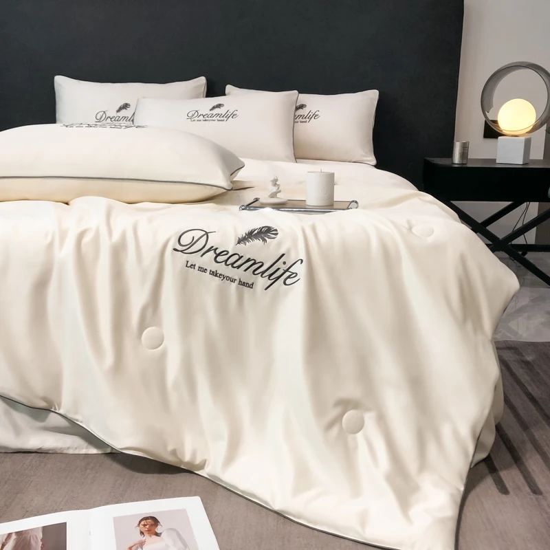 

Grade A Washable Ice Silk Summer Quilt Set or 1 Pcs Quilt Skin-friendly Air Conditioning Embroidered Comforter Summer Blanket