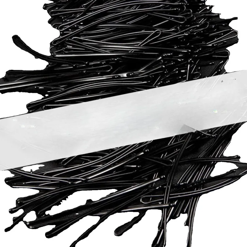 مشبك من كلمة واحدة، مشبك أسلاك فولاذية ضيقة سوداء، شعر قرصي ثابت مكسور