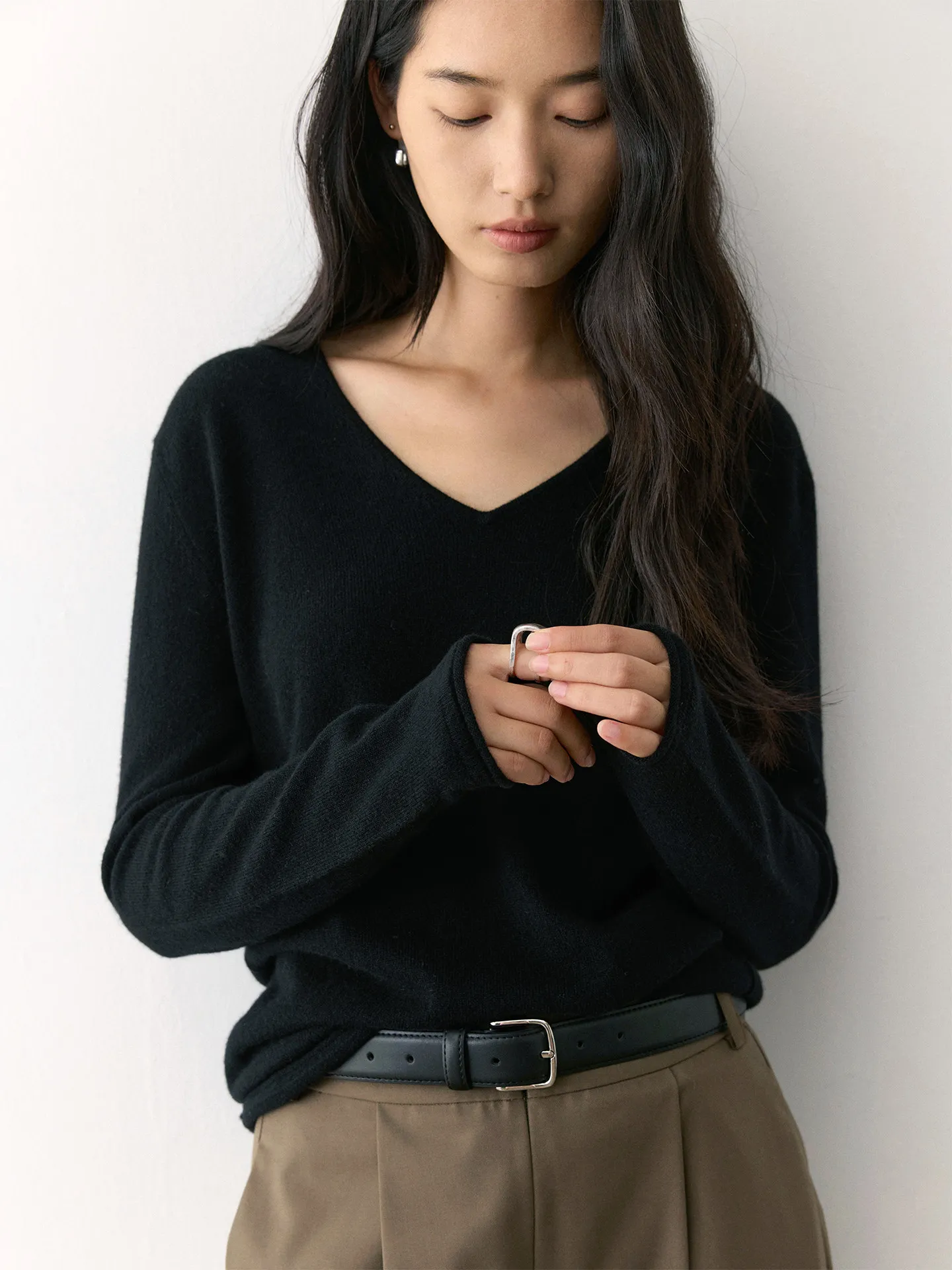 Jane Slack _ Soft Mist Air V-Neck Curled Consinee AU Pure Cashmere Knitted Sweater Women