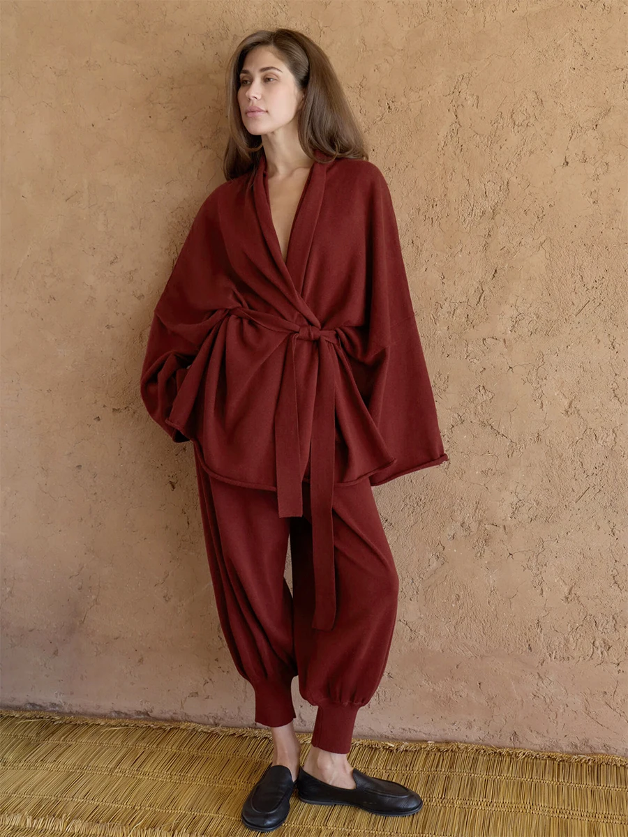 Bornladies 2026 New Series Women's Two-piece Bat Sleeve Wrapped with Open Top and Pants Set Suitable for Casual Daily Wear