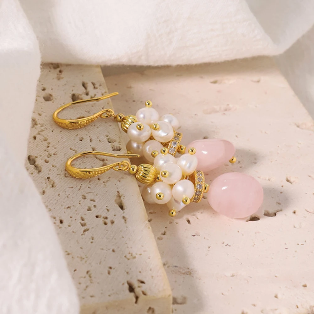 

Natural Freshwater Pearl Garnet Hook Earrings Korean Style Pink Crystal Baroque Pearls Drop Earring Fashion Women Luxury Jewelry
