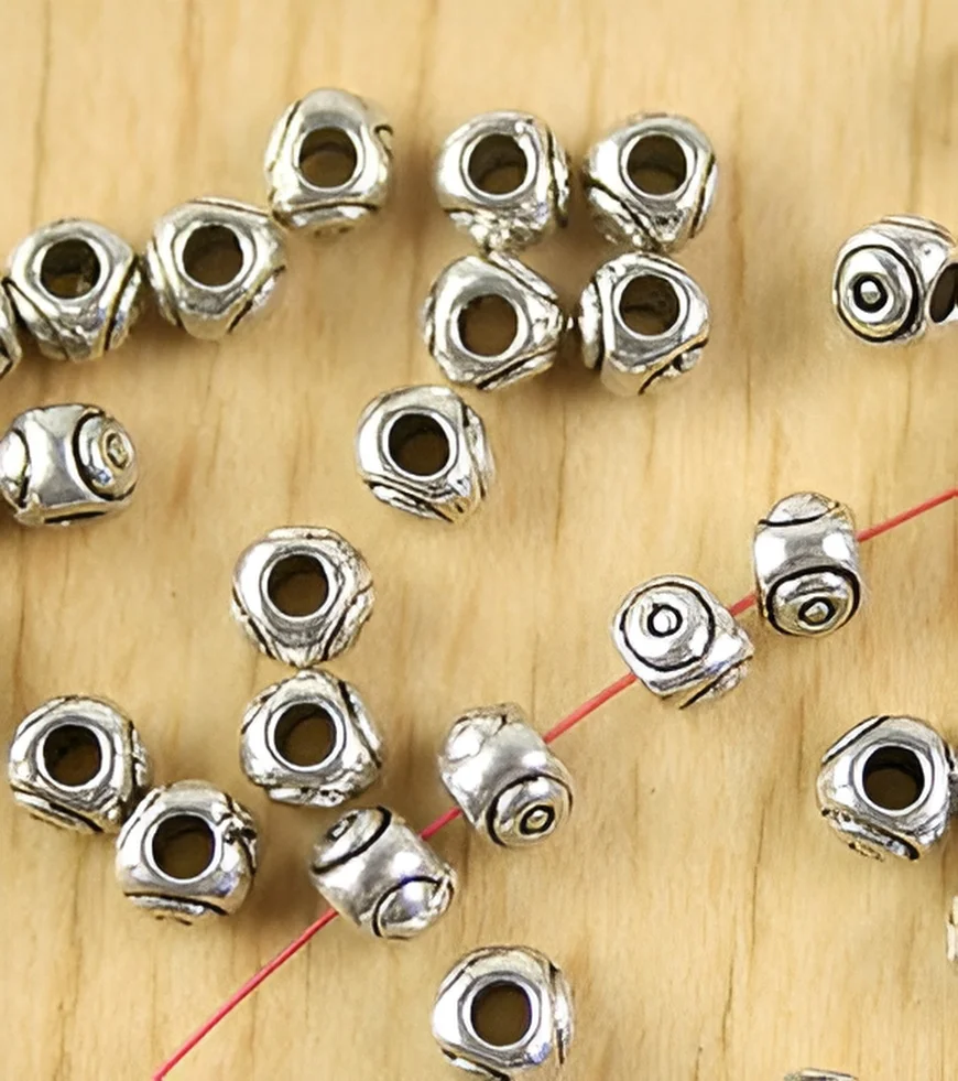 

50pcs 5.2x4.3mm hole:2.2mm Alloy matel tibetan silver round patterns spacer beads HWH2829