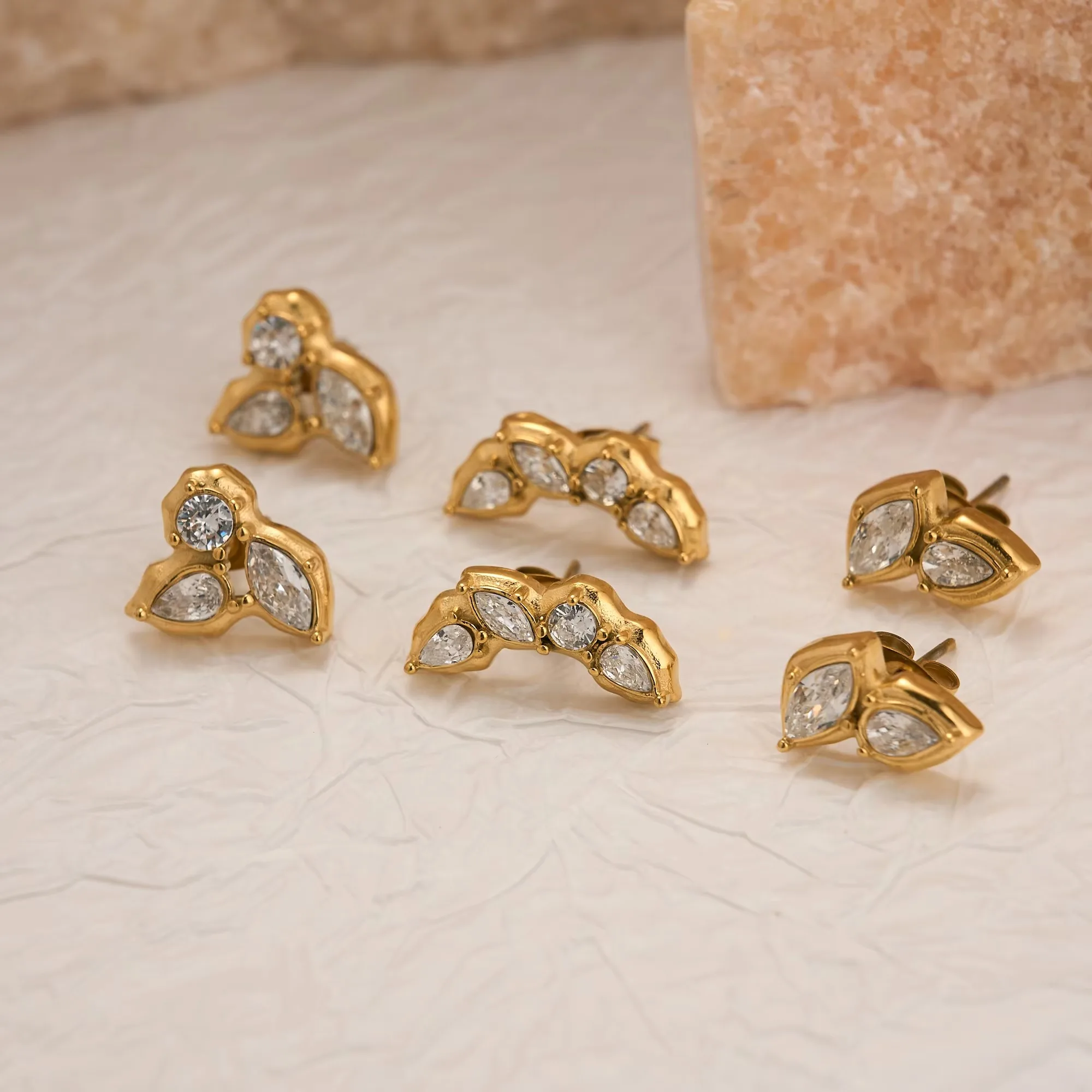 18 كيلو مطلية بالذهب تشويه الحرة الفولاذ المقاوم للصدأ بوهو غير النظامية ورقة الزركون وأقراط للنساء Aretes De Mujer مصمم مجوهرات