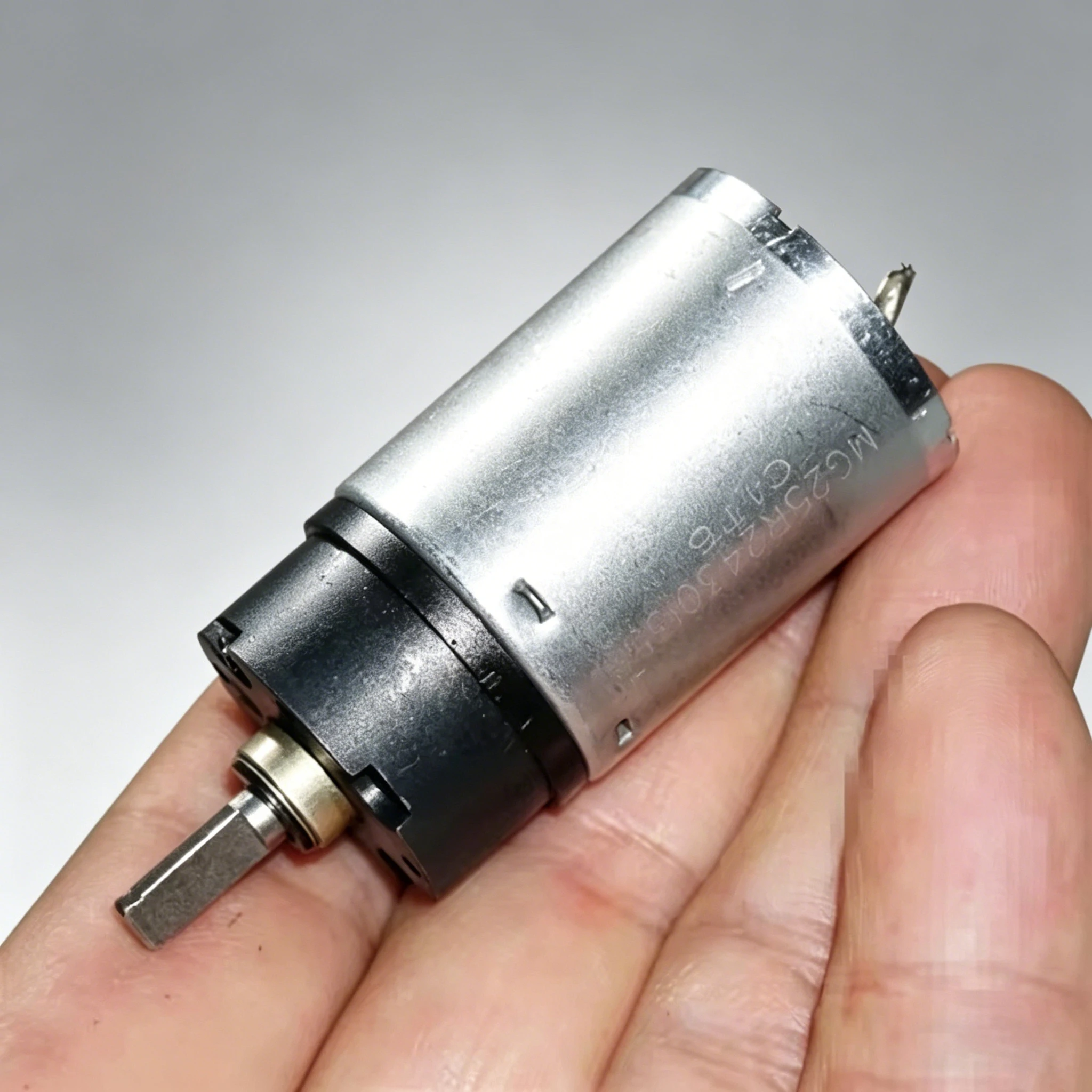 Mini 370 Full Metal Gear Motor 310RPM Slow Speed High Torque Micro Gearbox Reduction for DIY Toy Robot Smart Car DC 5V-12V
