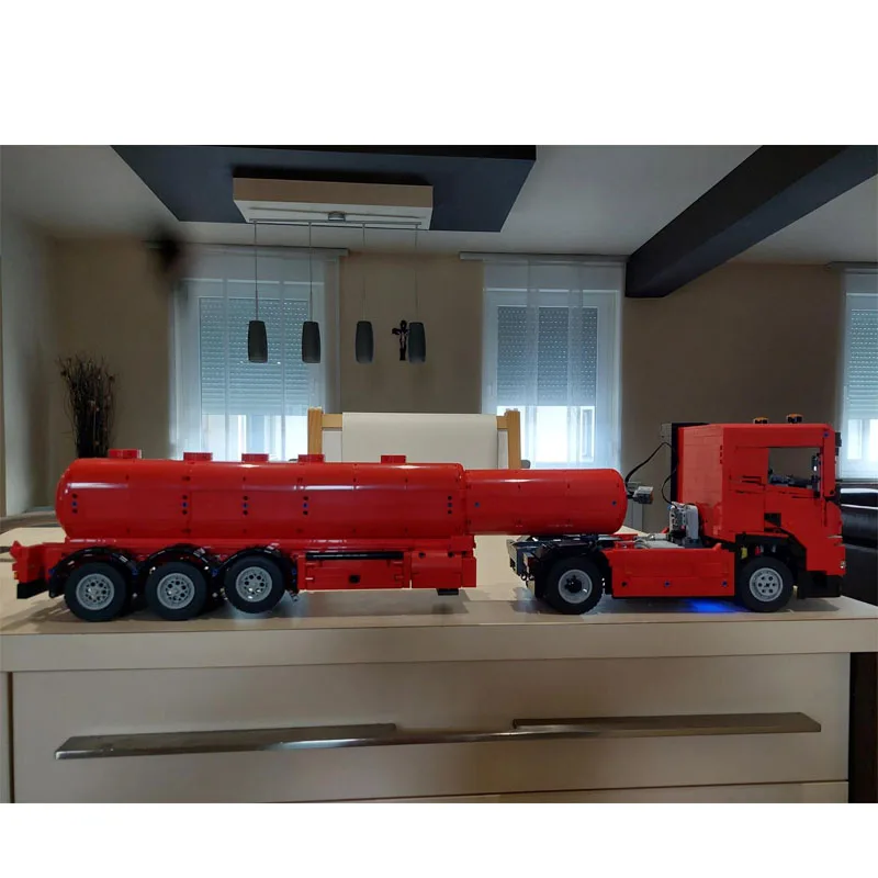 

MOC-141650 Грузовой цистерна на дальние расстояния, строительные блоки, модель 1828, деталиMOC, креативная игрушка на день рождения для мальчиков и детей, подарок
