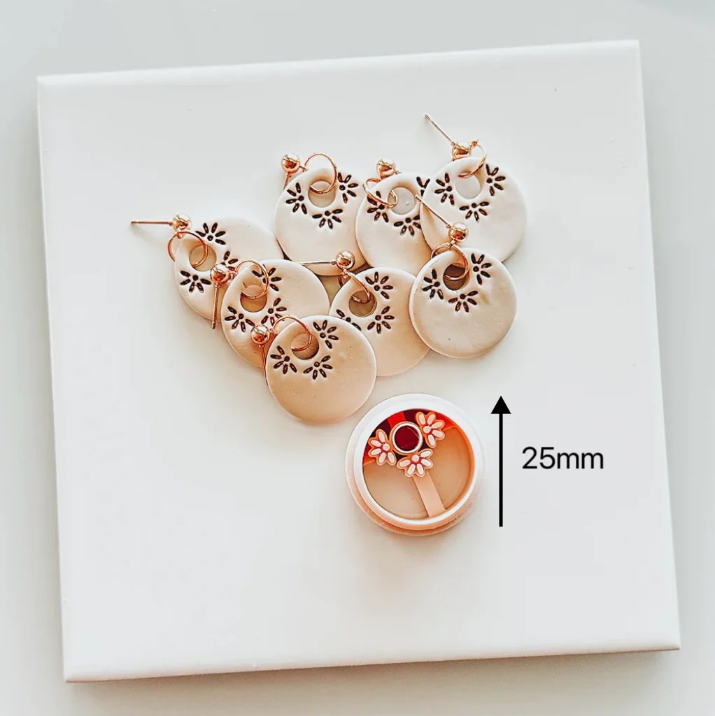 HOT Boho Bohemian Style Polymer Clay Cutter Feather Fan Lotus Geometry Shape Clay Embossed Molds for Earrings Jewelry Making