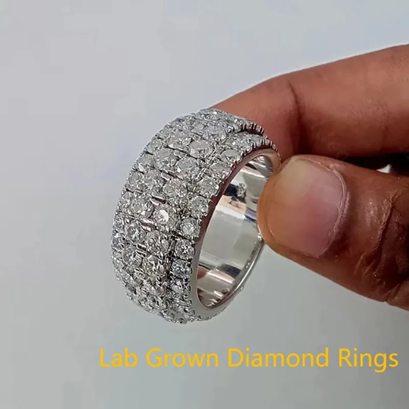 

Men's Wedding Gift Band Ring Lab Grown Diamond 2.7CTW Round Shape DEF VS-VVS Diamond Men Ring In Platinum 950