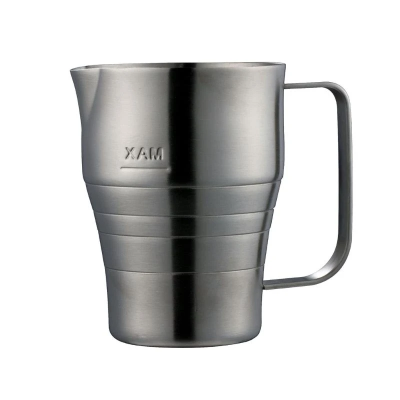 Stainless Steel Latte Art Pitcher with Handle 900ml Capacity Scratch Proof Milk Frothing Cup for Cafes Restaurants
