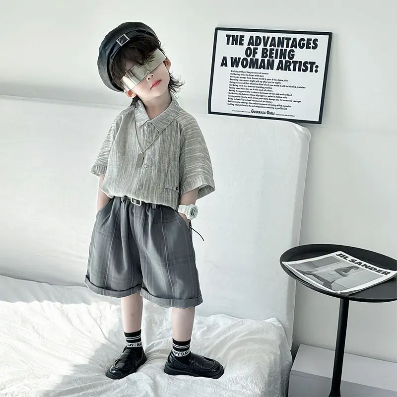 

Комплект из 2 предметов, летний комплект одежды для мальчиков, серая рубашка + полосатые шорты с галстуком, красивые костюмы для малышей, одежда для детей от 2 до 15 лет