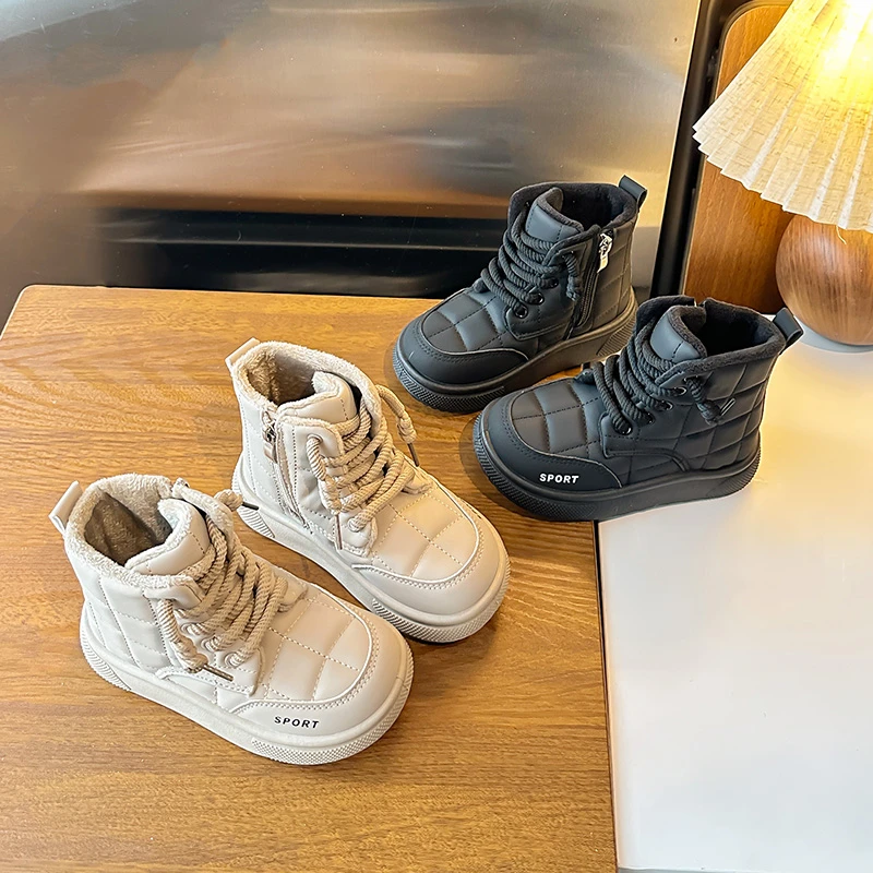 

Ботинки на теплой подкладке для мальчиков и девочек, новинка 2023 года, зимние детские ботильоны на толстой подошве, нескользящие простые универсальные детские школьные кроссовки