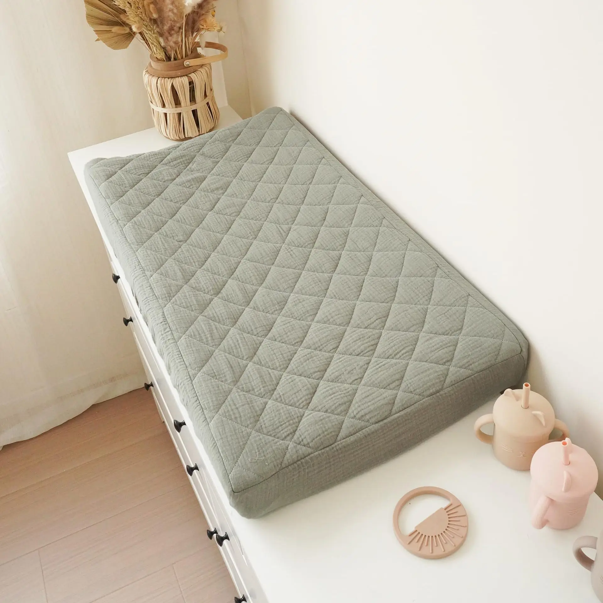 Soft Breathable Muslin Cotton Baby Fitted Sheet Newborn Crib Bed Sheet Universal Solid Color Infants Quilting Changing Pad Cover