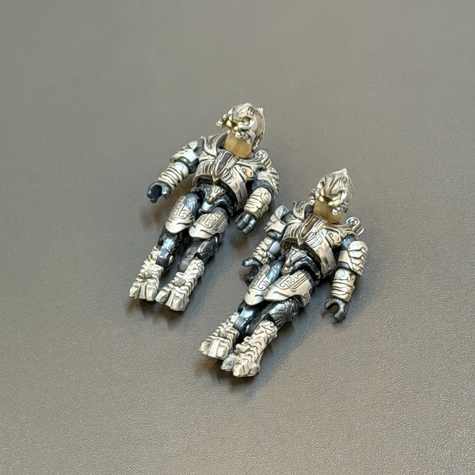 MEGA BLOKS CONSTRUX Silver COVENANT ARBITER THEL 'VADAMEE Fiugre HDH92 #3
