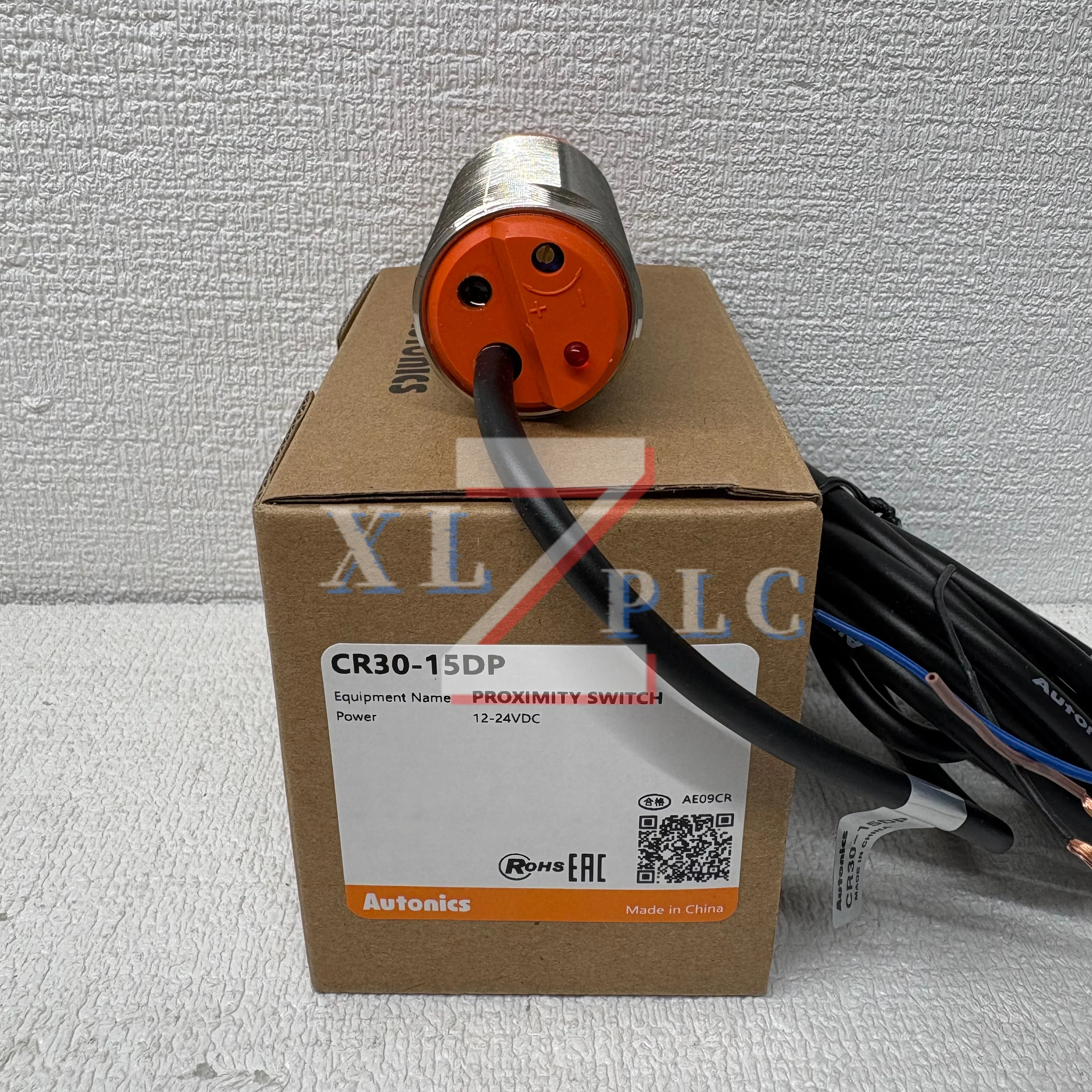 100%  New CR30-15DP Proximity Sensor