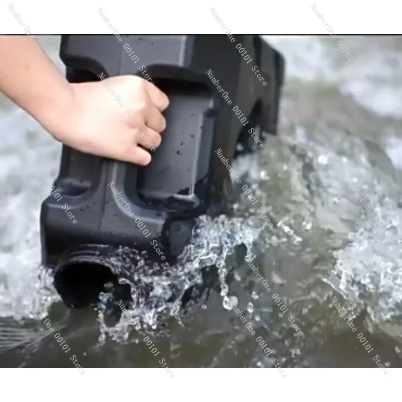 

Портативный напорный бак для воды для внедорожников и активного отдыха, 21 л + распылитель + кран + фиксирующий противоугонный треугольный замок