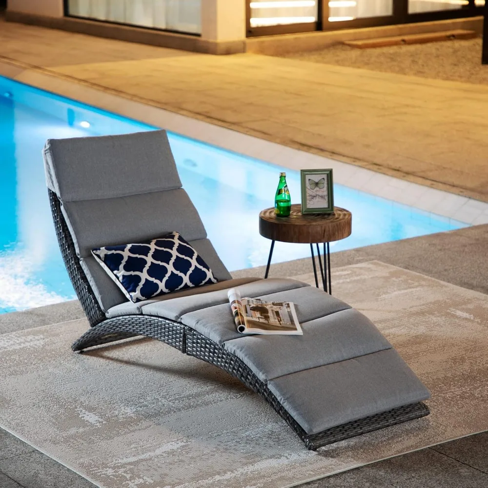 

Patio Chaise Lounge Chairs, Folding Outdoor Chaise Lounge Chair, Rattan Reclining Chair with Removable Light Gray Cushion,