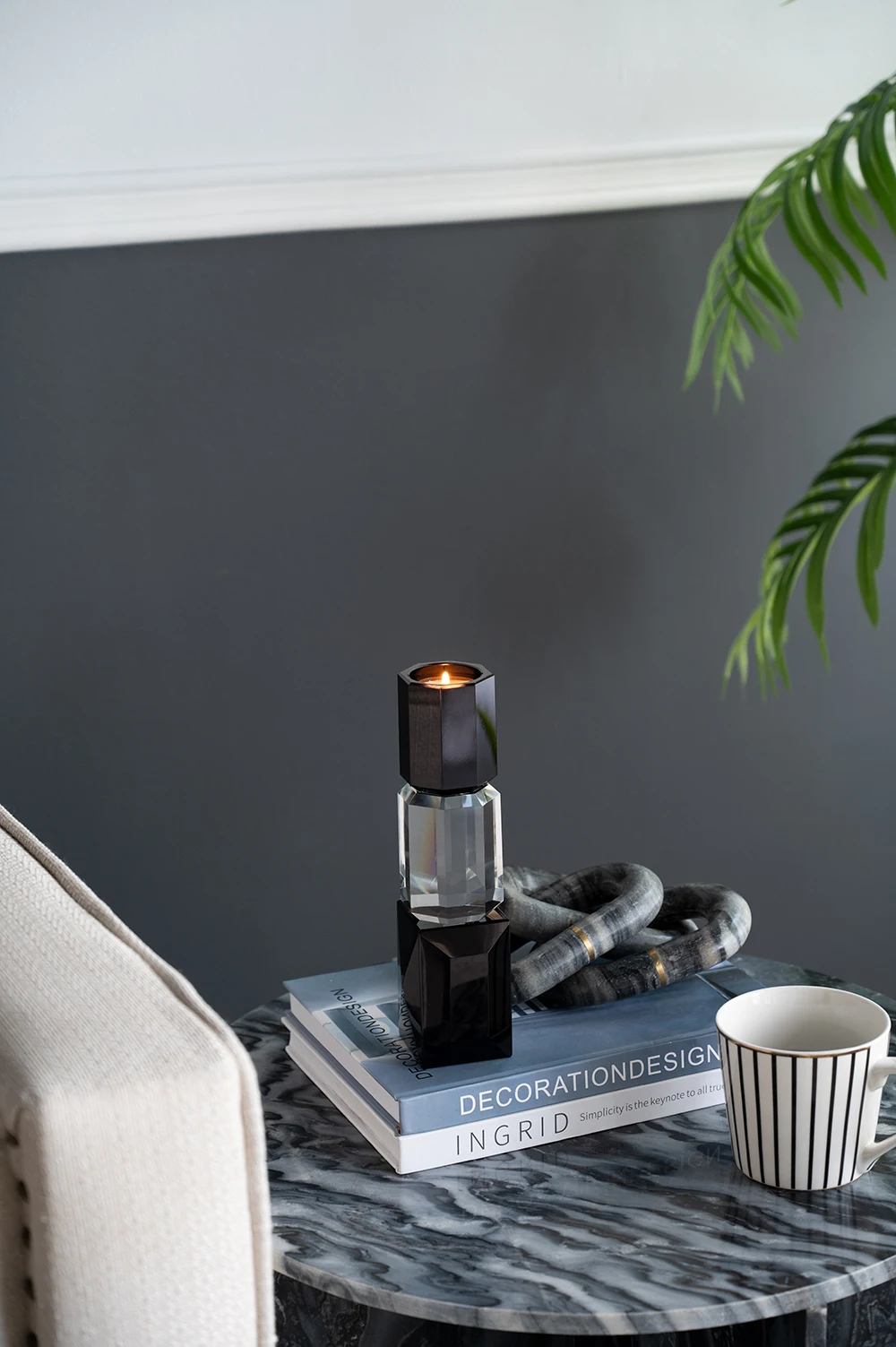 2.4X2.4X9.4" Black …