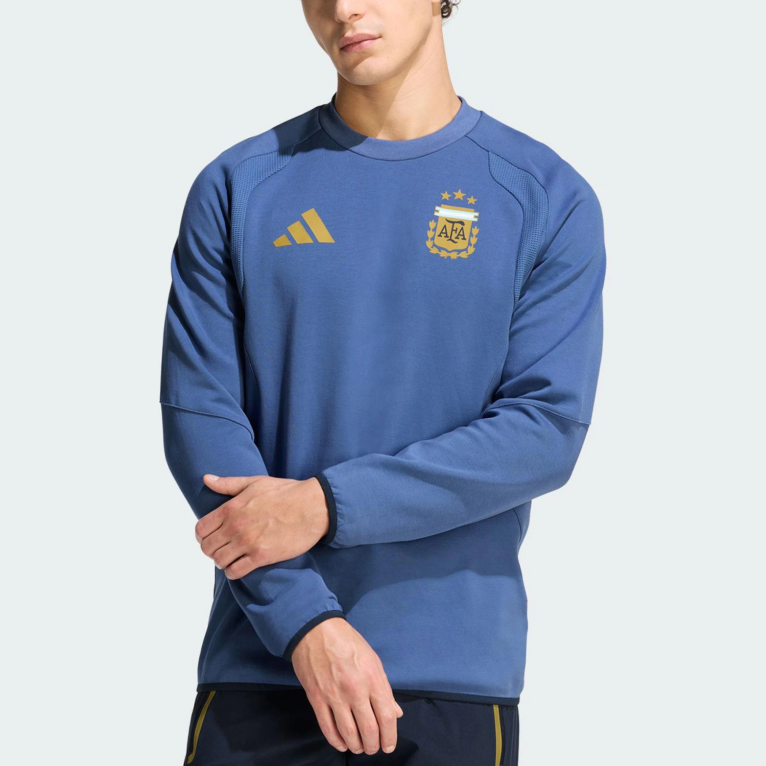 

Оригинальная зимняя мужская свободная футбольная толстовка adidas с круглым вырезом JZ6315