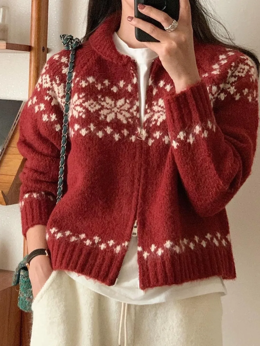 

Retro Chic Knitted Red Zipper Sweater Coat for Women Soft Tassel Texture Winter Versatile Fem Faion Outerwear