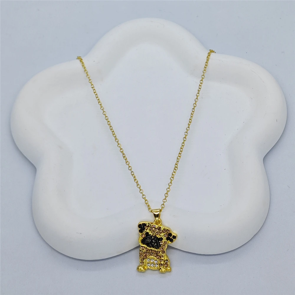 Exquisite and Cute Coy Pug Pendant Necklace for Women Elegant Pet Puppy Jewelry Animal Accessories Birthday Gift for Dog Lovers