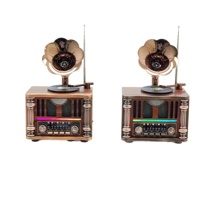 Retro nostalgic bluetooth speaker, desktop ornament, radio.