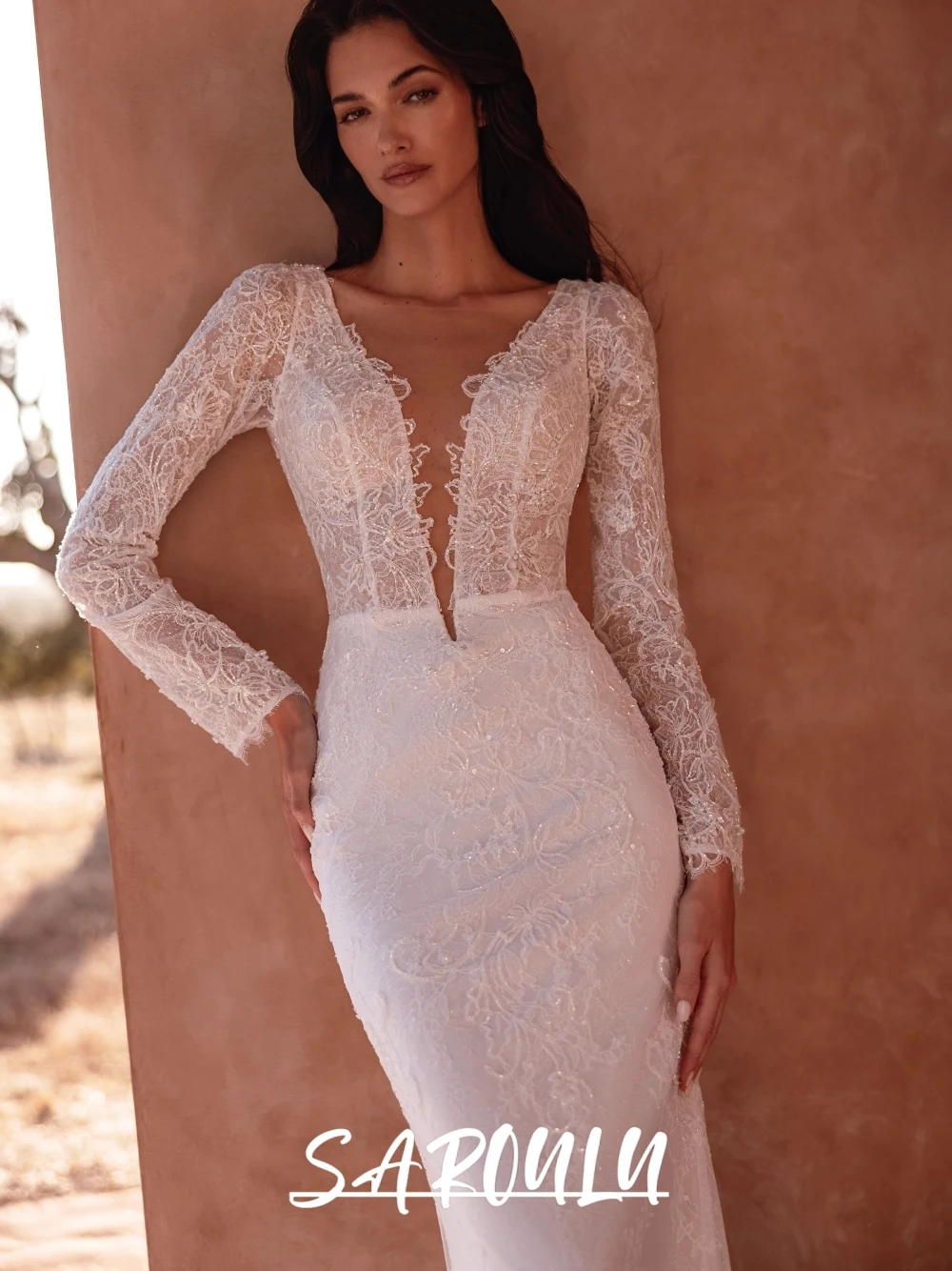 

Elegant Glitter Beaded Mermaid Wedding Dress Sexy V Neck Long Sleeves Customized Bridal Gown Modern Glamorous Lace Bride Wear