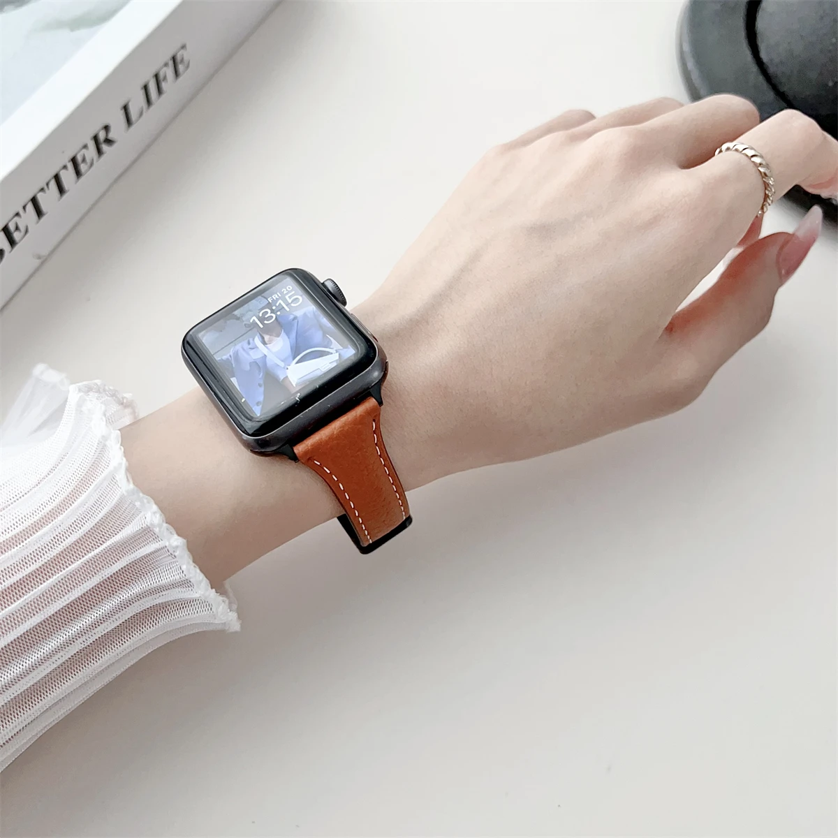 Cinturino per iWatch 42/44/45/46/49mm 38/40/41mm Cinturino per orologio alla moda in pelle PU per serie Watch Ultra2 Series 10/9/8/7/6/5/4/3/2/1_voghion.com