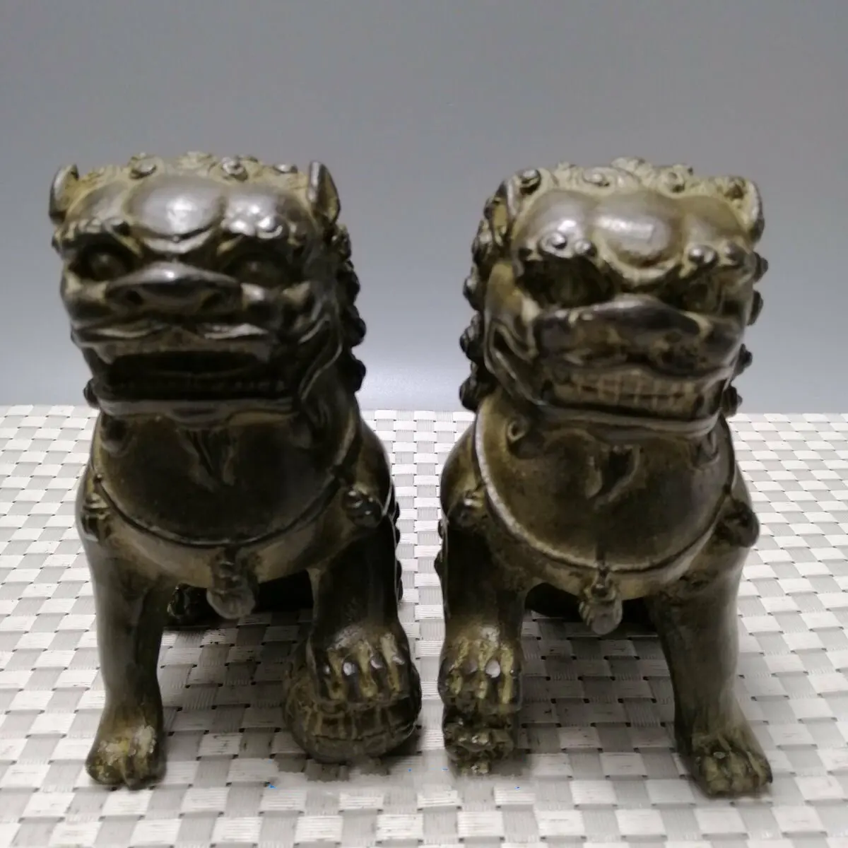 A Pair Old Antiques Chinese Bronze Fu Foo Dog Guardian Lion Statues