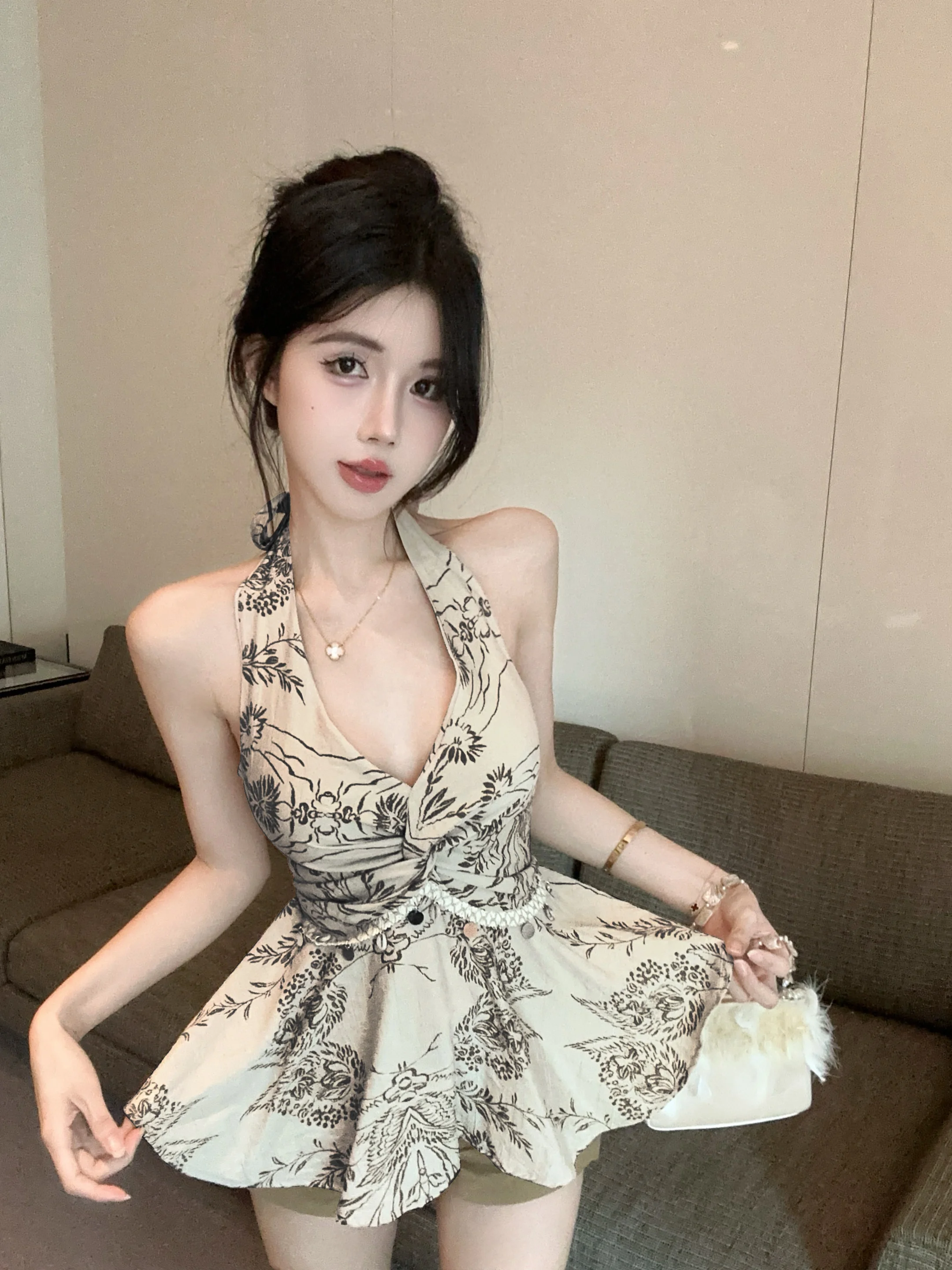 Design Sensation petit ence noeud v-ne suspendu Ne taille minceur dentelle garniture haut été nouveau femmes Faion irt