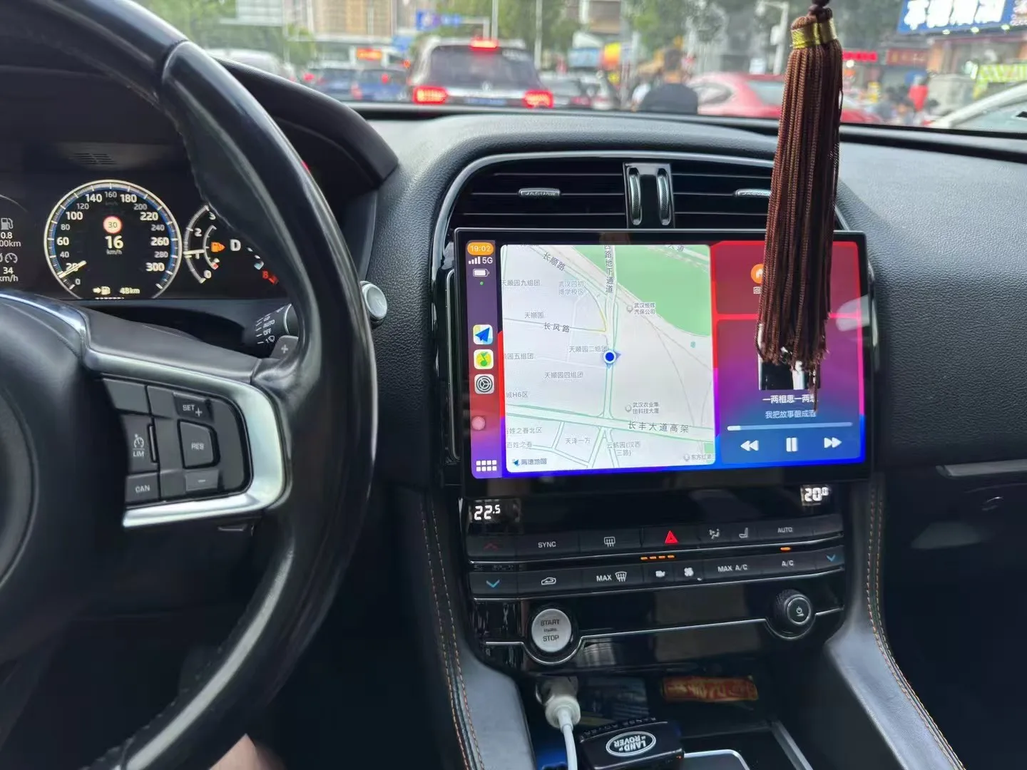 

13.3 "Android 14 Retains Original Car OEM Menu Media Player For 2016-2019 Jaguar XE/XEL/F-PACE/X760 Wireless Carplay Radio AUTO