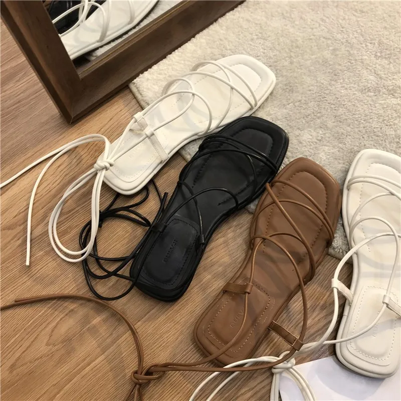 

Fashion Women Sandals Narrow Vintage Square Toe Flat Cross Strap Shoes Unique Design Female comfortable lightweight footwear