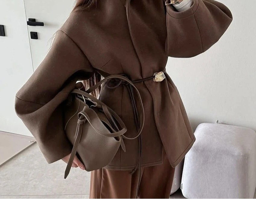 Autumn and Winter New High-end Collection Waist Woolen Coat, Women's Design Sense, Temperament and Fashion 2025