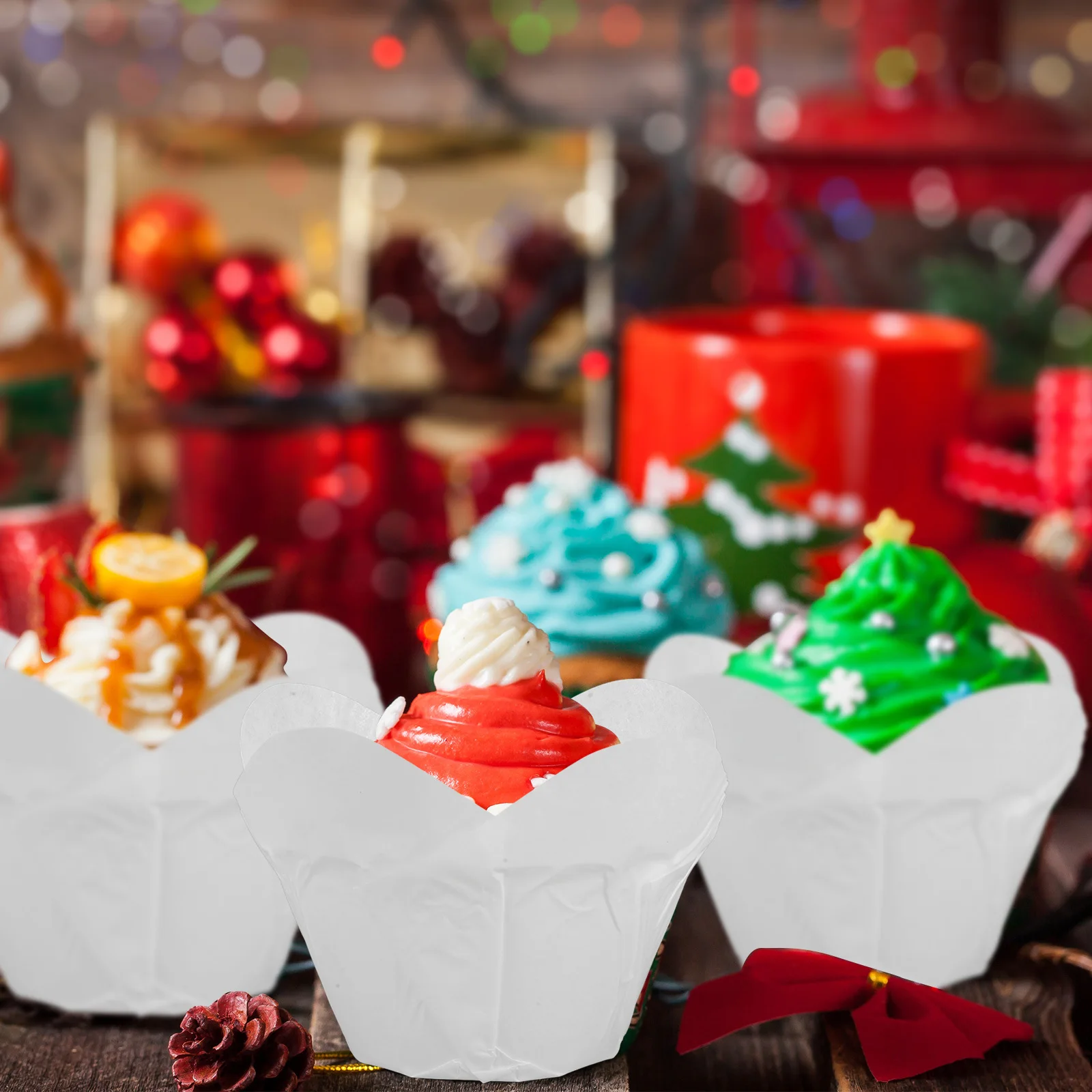 

100Pcs Middle-Sized Cupcake Liners Safe Healthy No Oil Leakage Bright Color Baking Containers Lotus Cupcake Liners