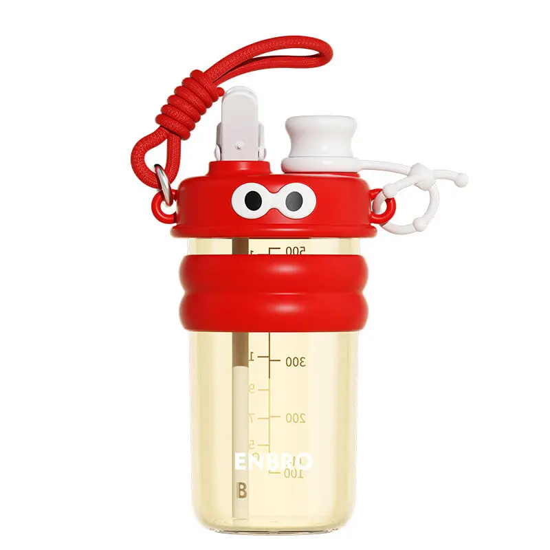 Butelka na wodę dla dzieci 500 ml z motywem kreskówkowym, bidon z rurką do bezpośredniego picia, idealny na zajęcia na świeżym powietrzu.