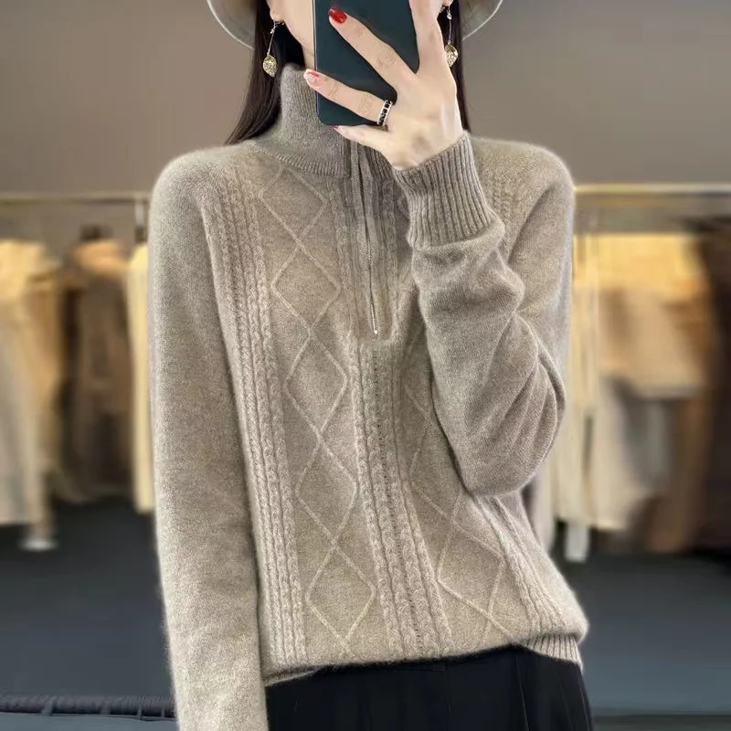 Women\'s pullover cashmere sweater autumn and winter long sleeved knitted sweater top thickened long sleeved sweater