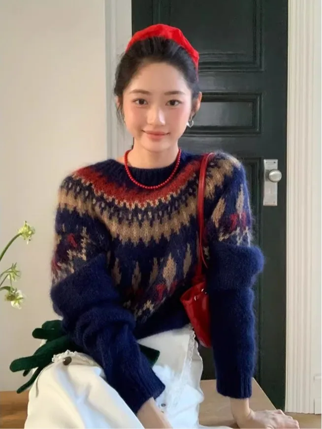 Loose Long Sleeve Crew Neck Sweater Women's Autumn Winter Design Vintage Nordic Style Fleece Knitted Top Soft American Style