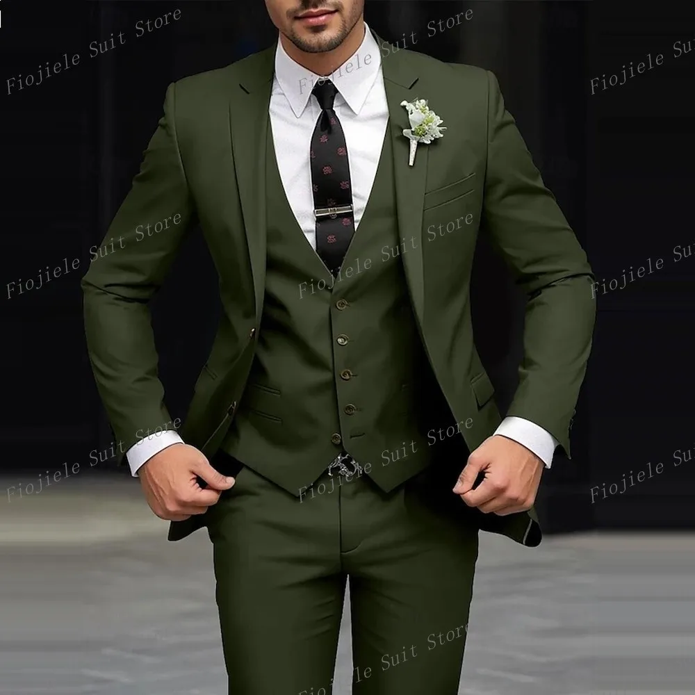 New Light Green Men Suit Business Tuxedos Formal Occasion Groom Groomsman Wedding Party Prom Male 3 Piece Set Blazer Vest Pants