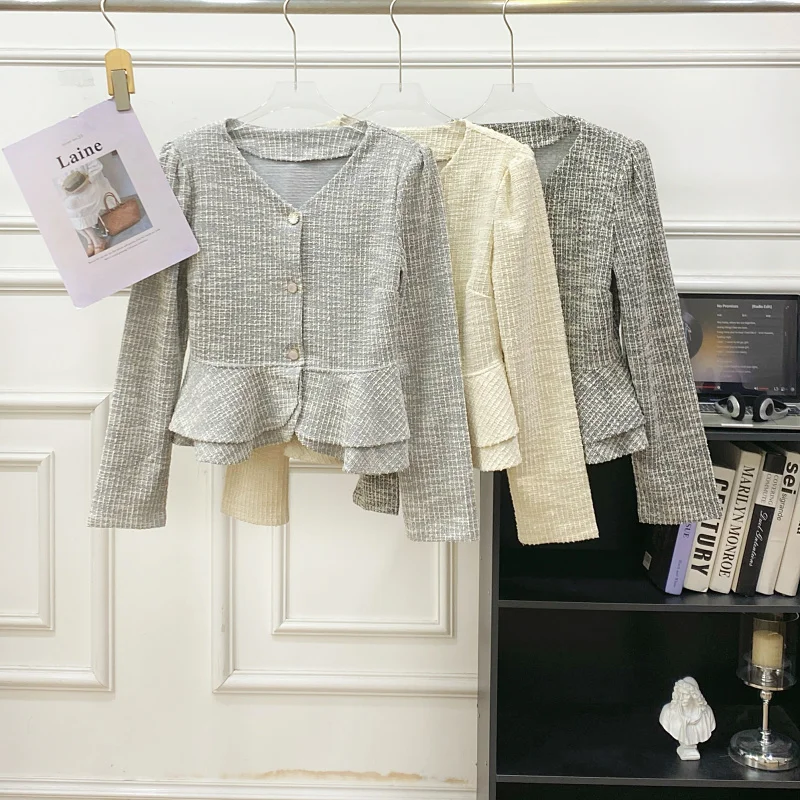 

Французское короткое пальто с кружевной отделкой и длинными рукавами, женское, из тонкой шерсти, с V-образным вырезом, на пуговицах, весна-лето