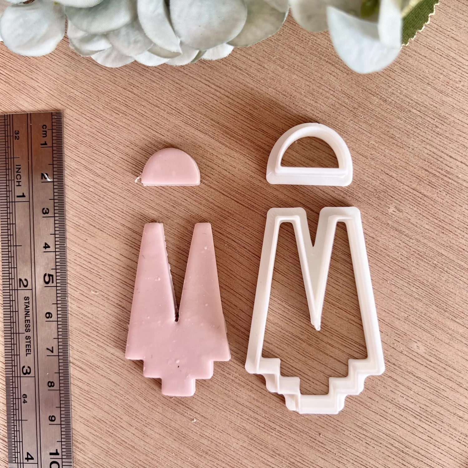 Basic Geometric Style Polymer Clay Cutters Flower Shaped Dangle Clay Embossing Molds for Earrings Jewelry Pendant Making Cutting