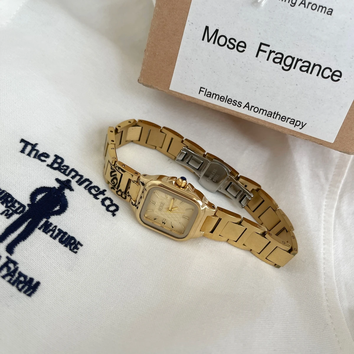 New Small Square Retro Green Women'S Watch, Elegant, Simple, Versatile, Suitable For Work, High-Value Steel Band Quartz Watch