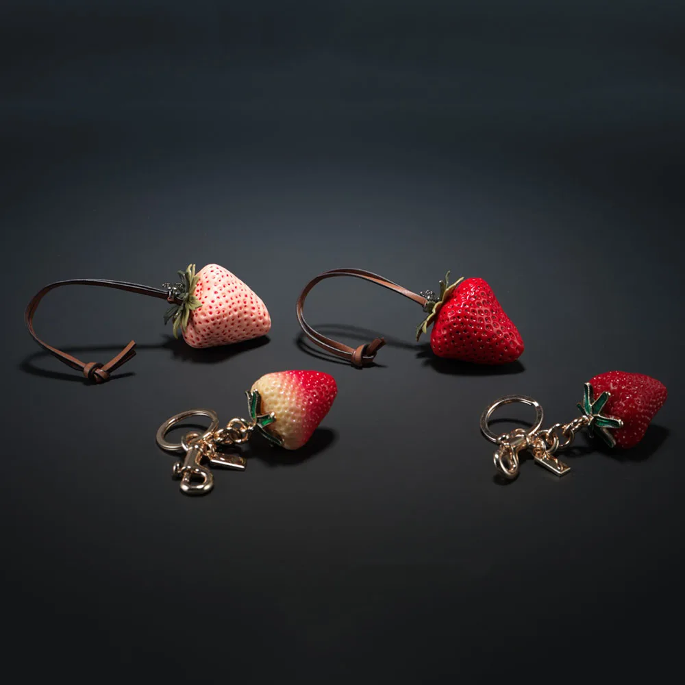 

Handbag Accessories Fruit Bag Decoration Leather Key Chain Compact Strawberry Keychain For Handbag Home Decoration Gift