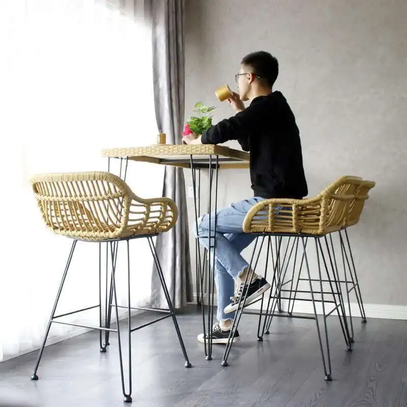 モダンな籐バーチェアバー家具ホームバーテーブルキッチンアイランドバースツールシンプルなデザイナーアームチェアレジャーハイスツールZ