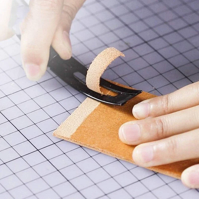 

LMDZ Steel Modern Safety Beveler Skiver Thinning Leather Craft Blade Knife DIY Seams Tool for Home Handmade Accessories+3 Blades