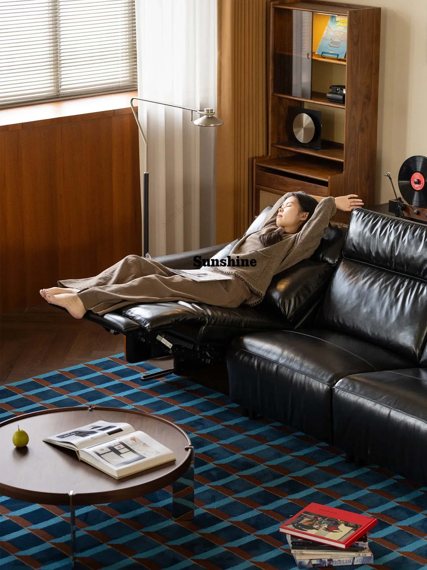 Y| Leather electric function sofa zero against the wall three motors simple and modern