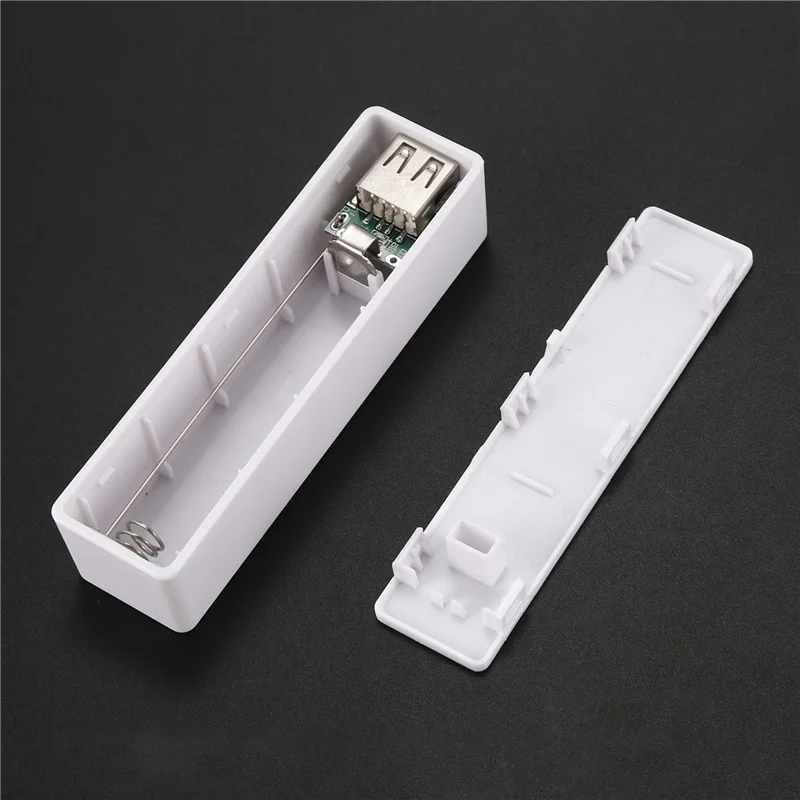 EDT-5X Портативное внешнее зарядное устройство Power Bank 18650 с брелком (без аккумулятора) (белый)