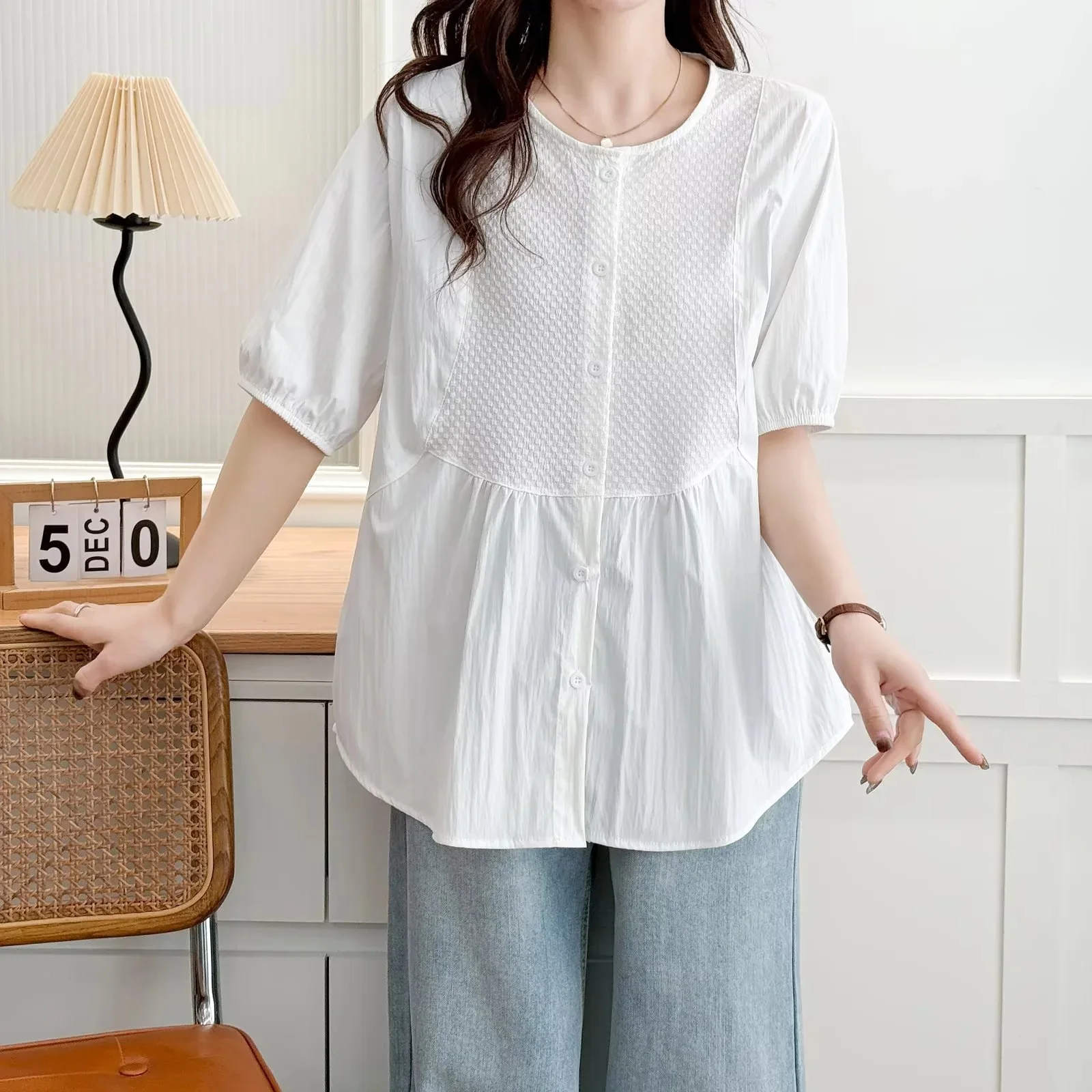 2025 blusas femininas plus size verão novo em torno do pescoço emenda camisa de manga curta 100kg topo 056