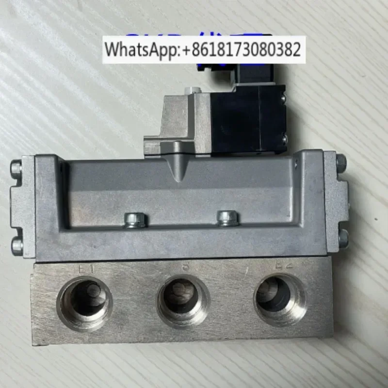 Electromagnetic valve 4F710-25-AC220V-DC24V 4F720/4F730-25-DC24V-AC220V
